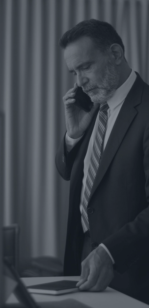 A maximum of 4 non-operating partners will be invited per acquisition.